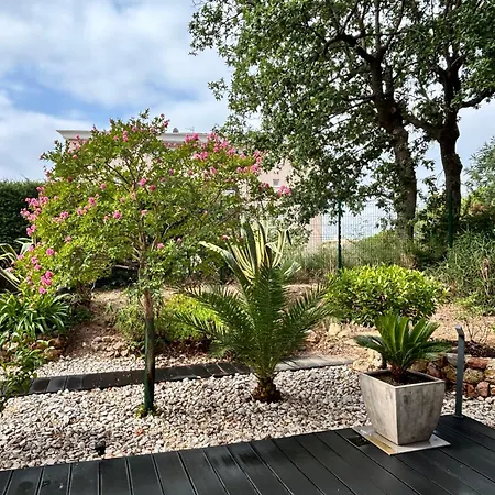 Apartament Les Enganes Fréjus