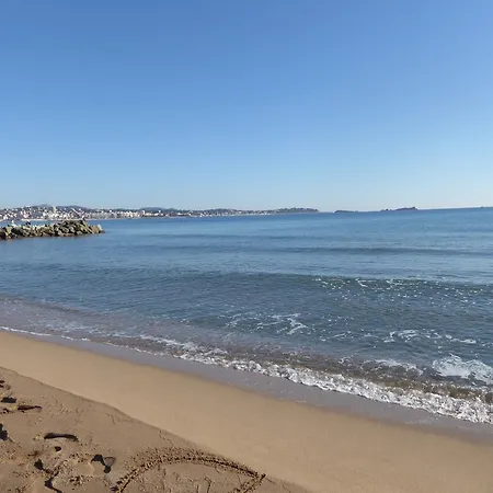 Apartament Les Enganes Fréjus