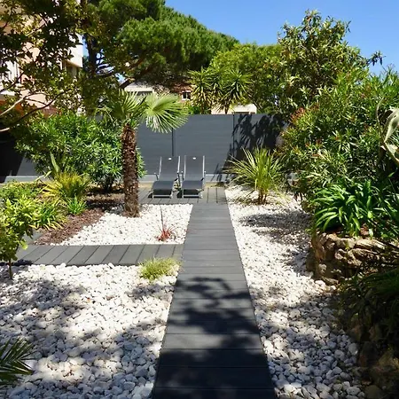 Apartment Les Enganes